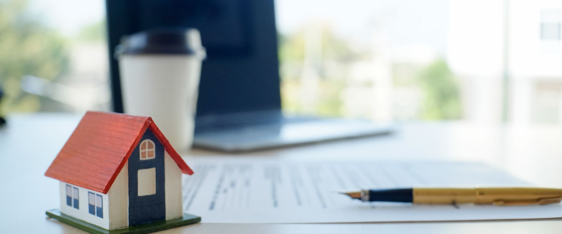 How to Understand Real Estate Contracts with a Lawyer