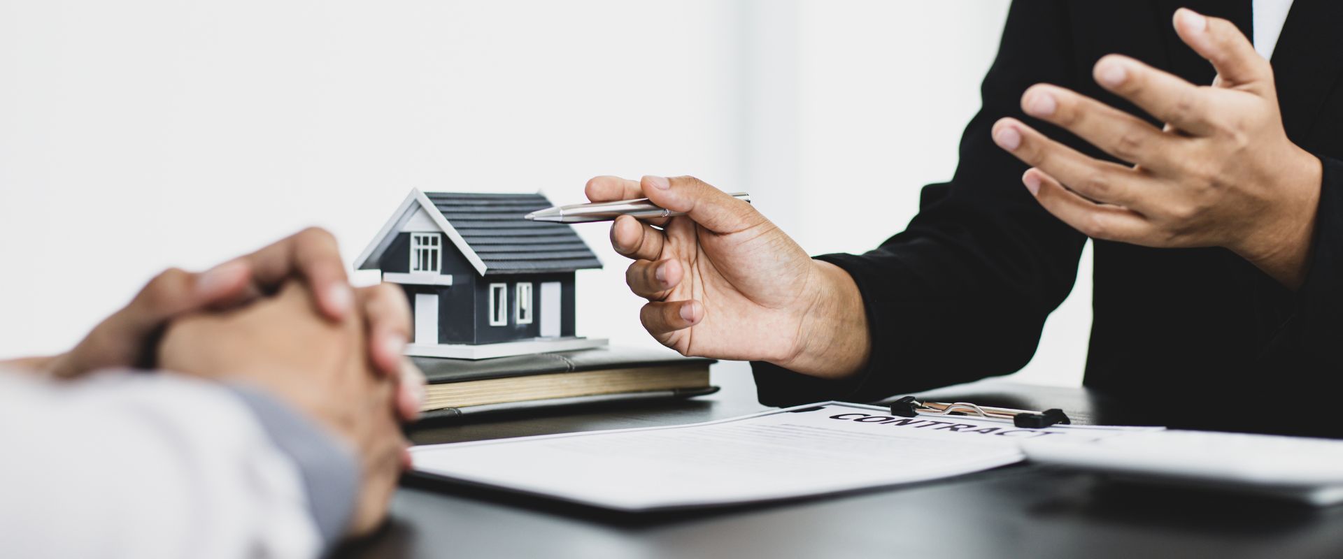 How To Add a Name To a House Title in Ontario